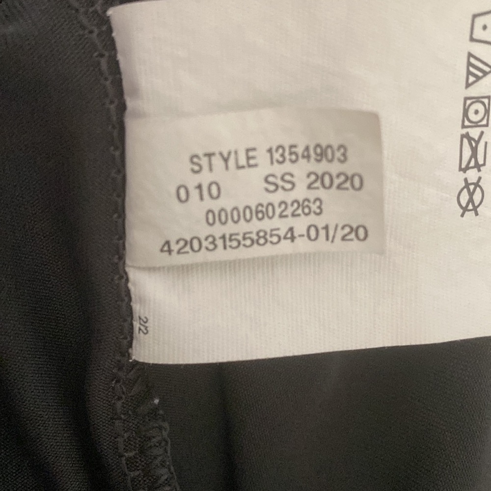 Under Armour‎ Short Sleeve Tee Style 1354903 - Picture 8 of 8